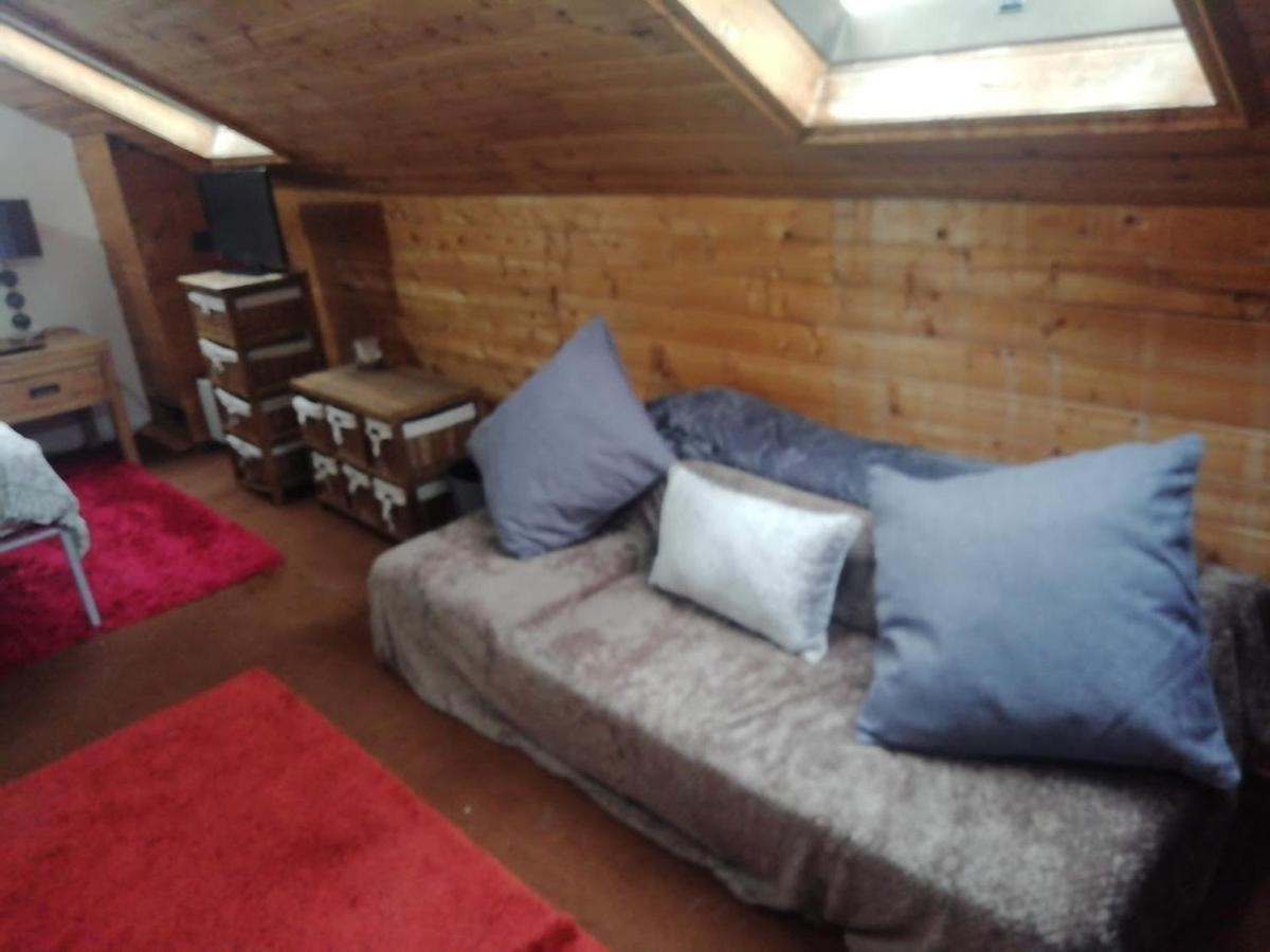 Cozy Loft In Bushey, 20 Mins By Train To Euston London Apartment Exterior photo